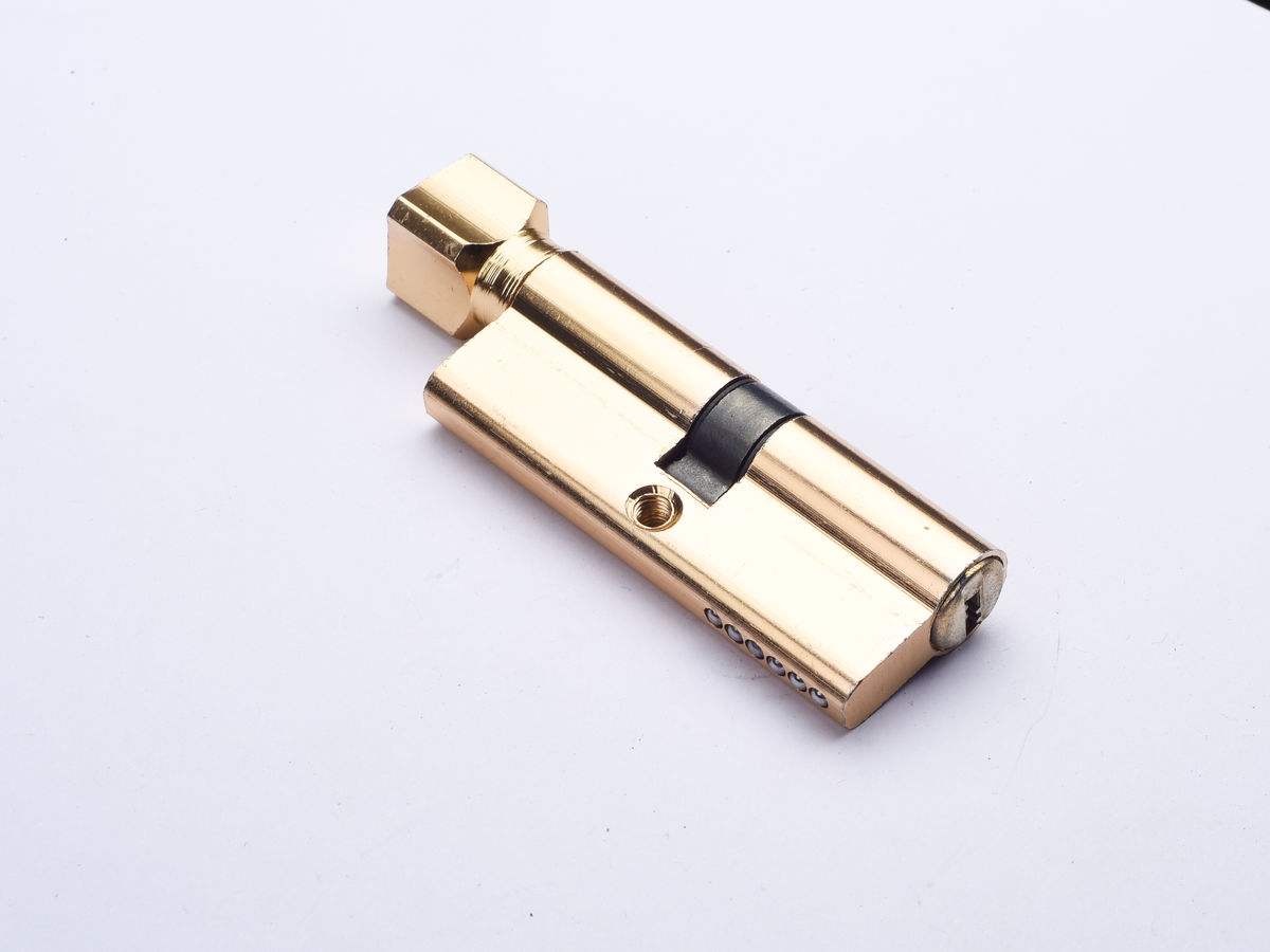 問:家庭綜合布線（弱電）開槽是在地面上還是在墻上開？或者都行